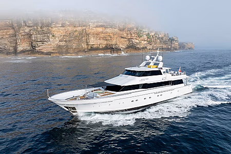 Shore Thing Boat Hire - Featured Image