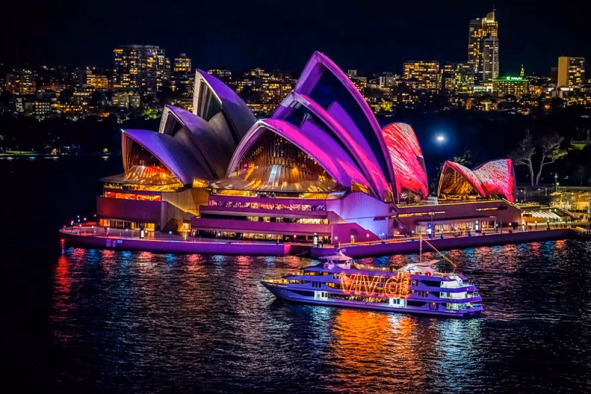 Starlight Vivid Dinner Cruise