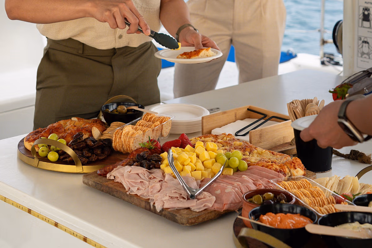 Sunset & Sparkle Harbour Cruise