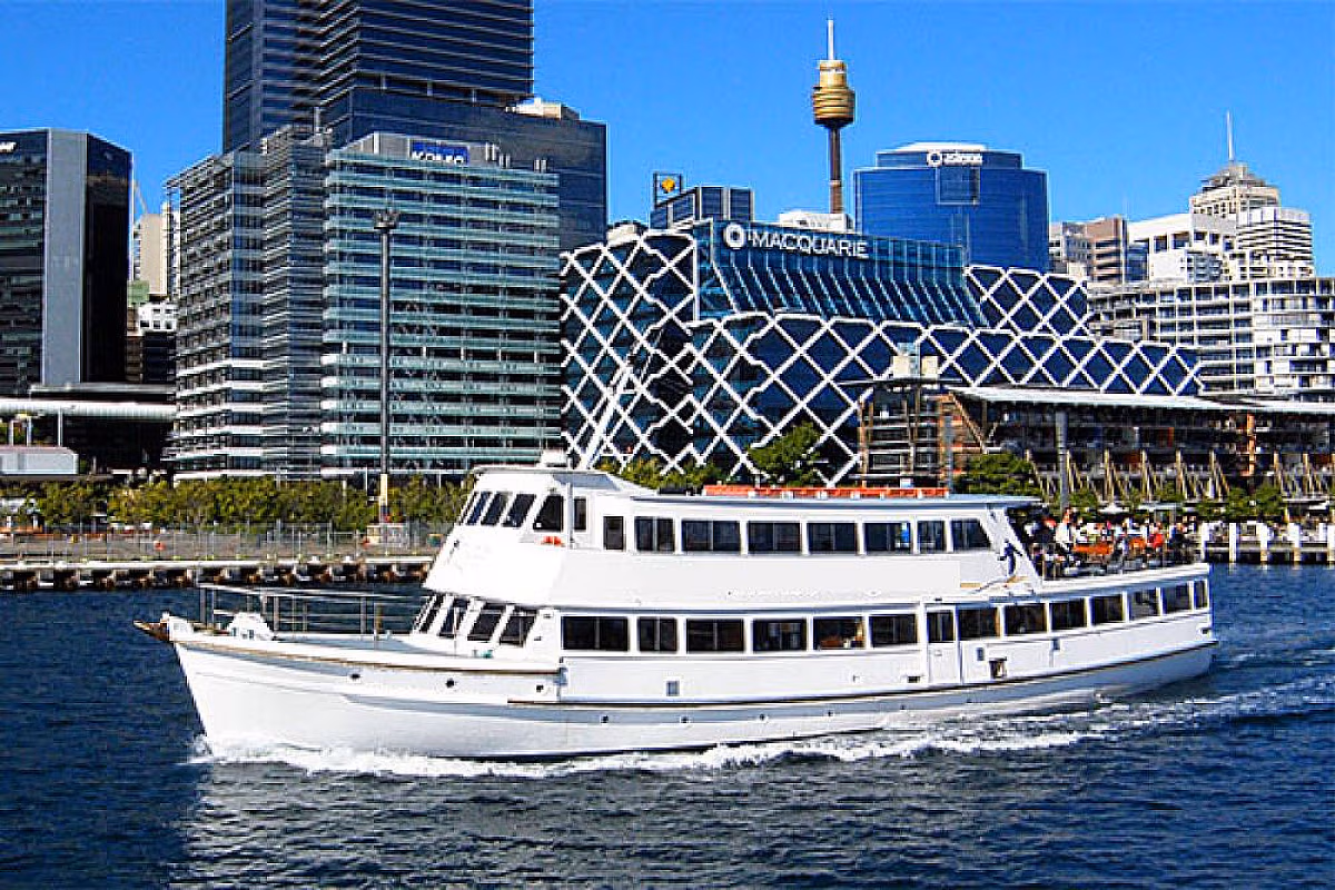 Australia Day Lunch Cruise on MV Star