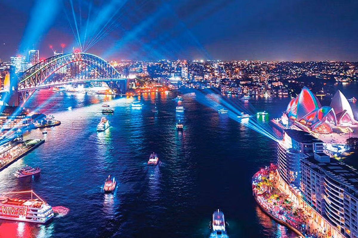 Vivid Sydney Sightseeing Cruise