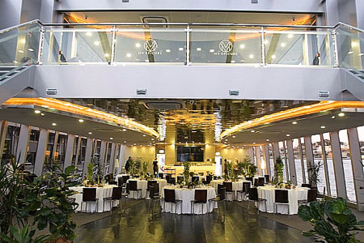 Clearview Vivid Sydney Dinner Cruise