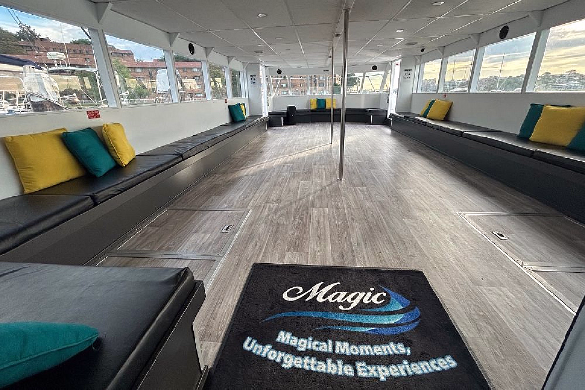 MV Magic Vivid Sydney Cruise