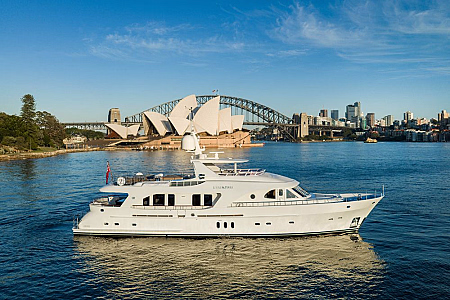 Little Perle Boat Hire - Featured Image