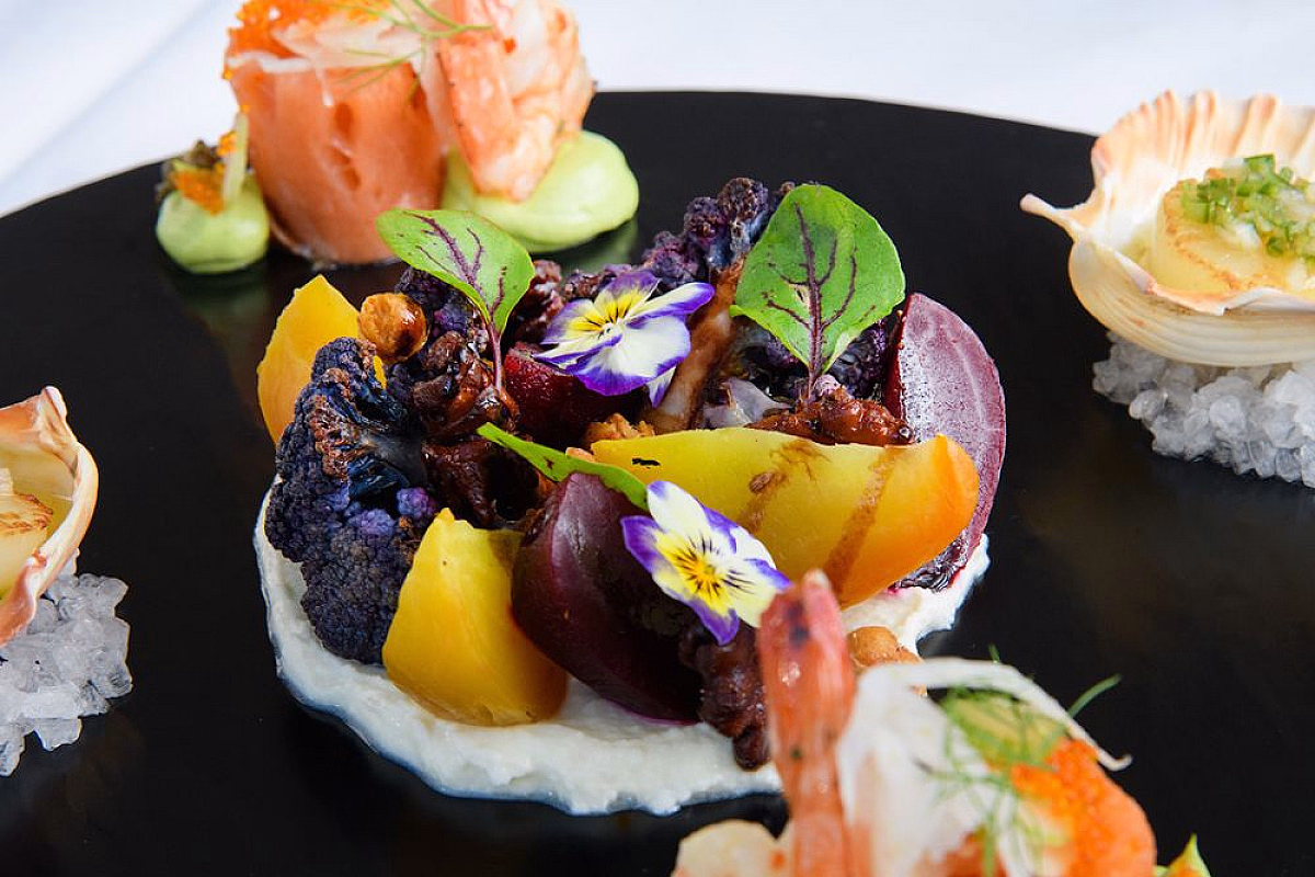 Clearview Deluxe Dinner