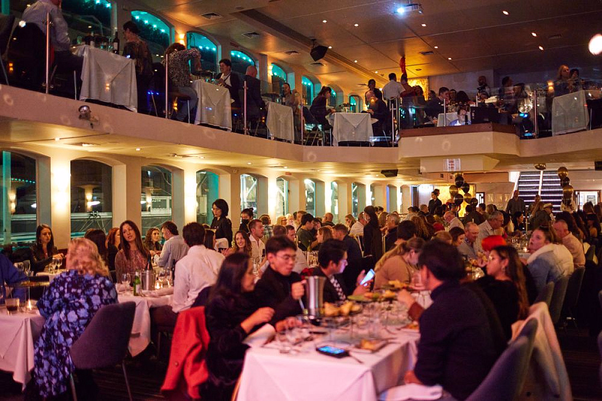 Cabaret Vivid Sydney Dinner Cruise