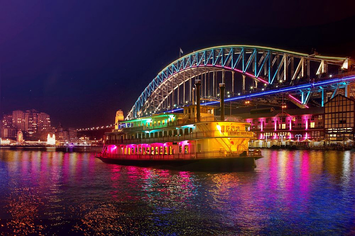 Cabaret Vivid Sydney Dinner Cruise