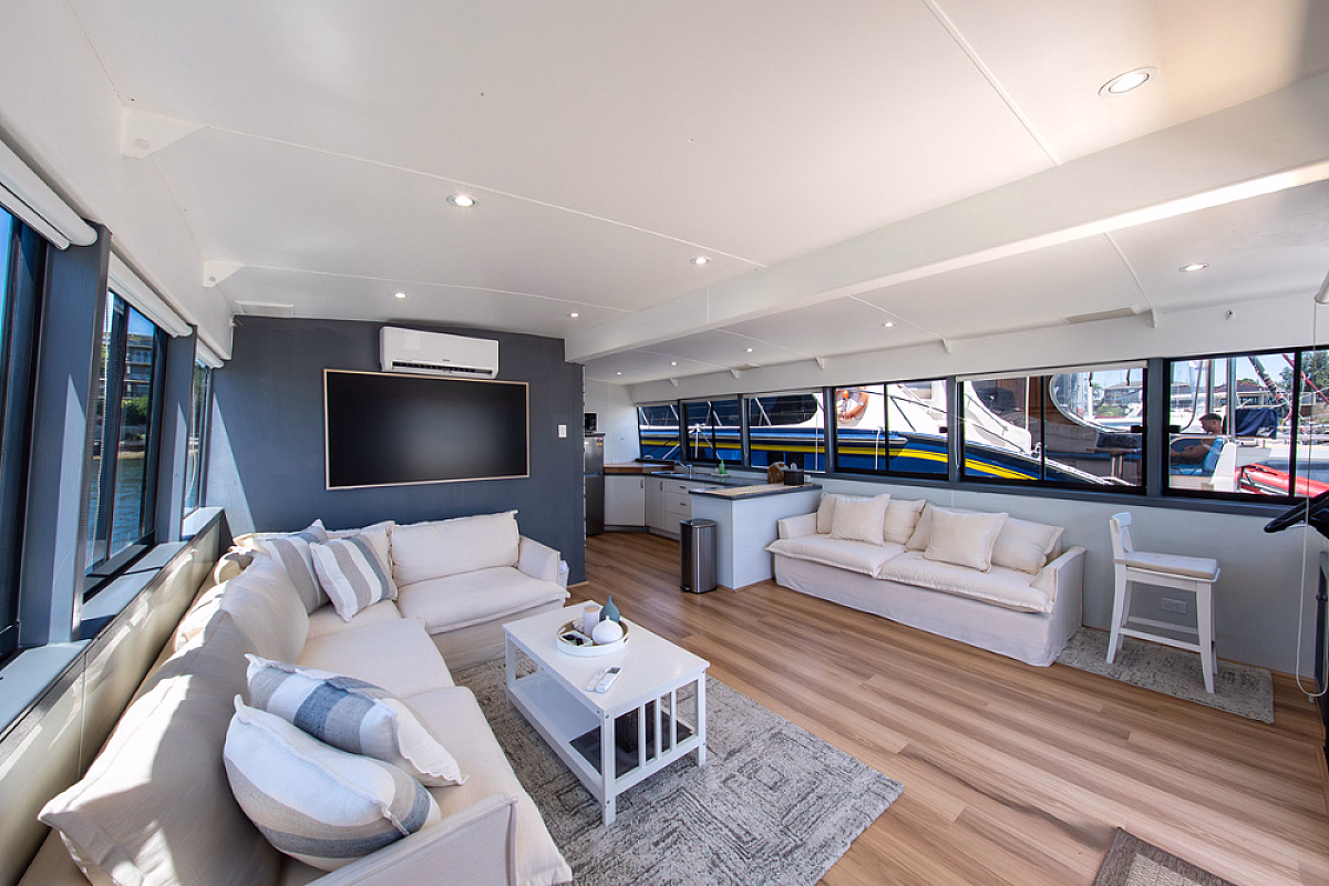 Deckhouse