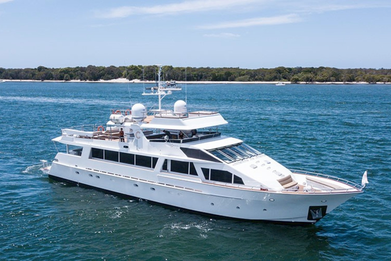 SuperYacht NYE Cruise - Featured Image