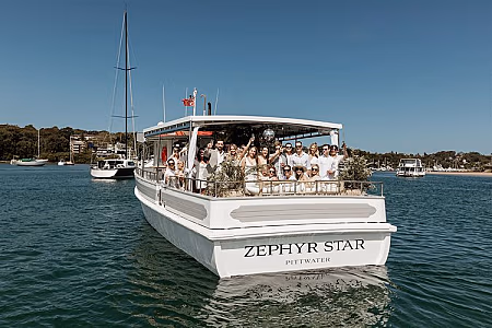 Zephyr Star Boat Hire - Featured Image