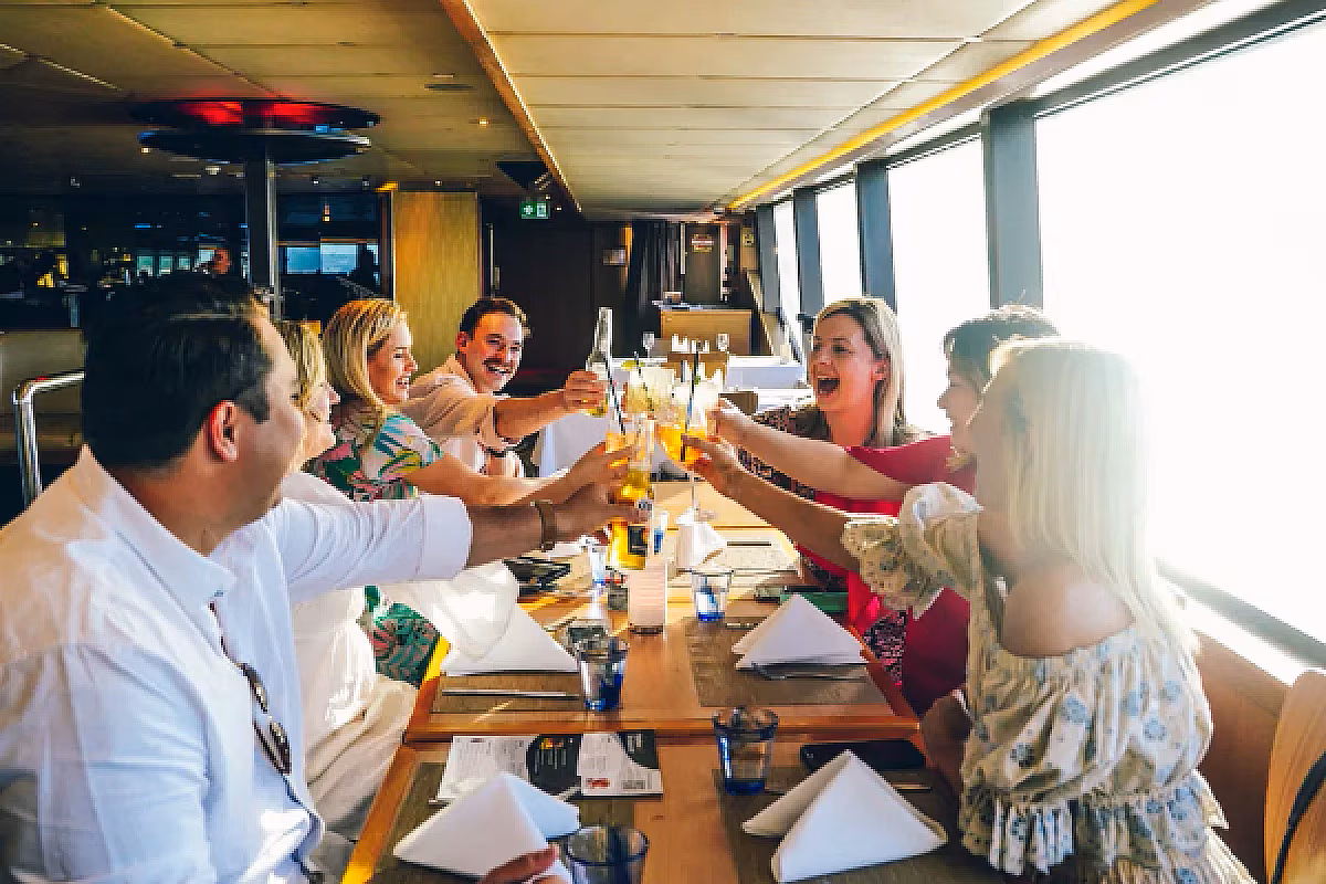 Sydney 2000 Christmas Day Lunch Cruise