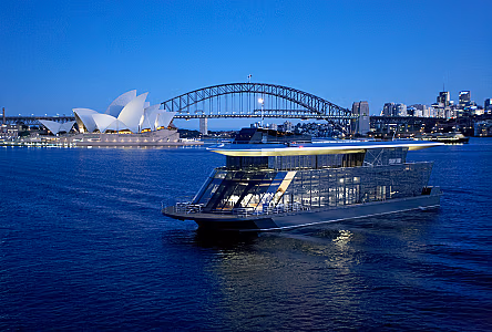 Starship Sydney Boat Hire